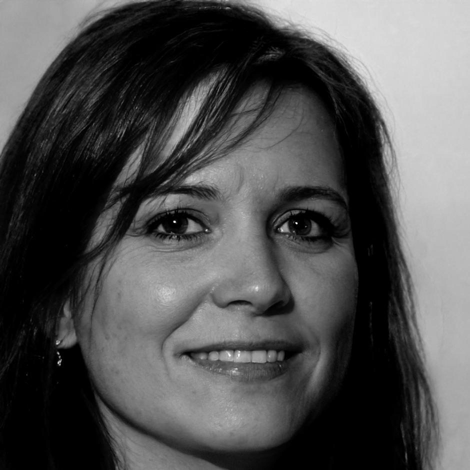 Retrato profesional de Libertad Echeverría